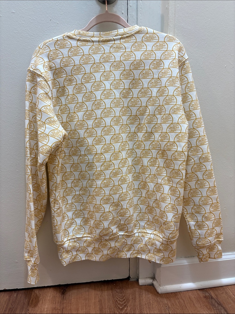 Zara Men’s White Sweatshirt with Mustard and Grand Hotel Blue Print Size Small - Picture 7 of 9